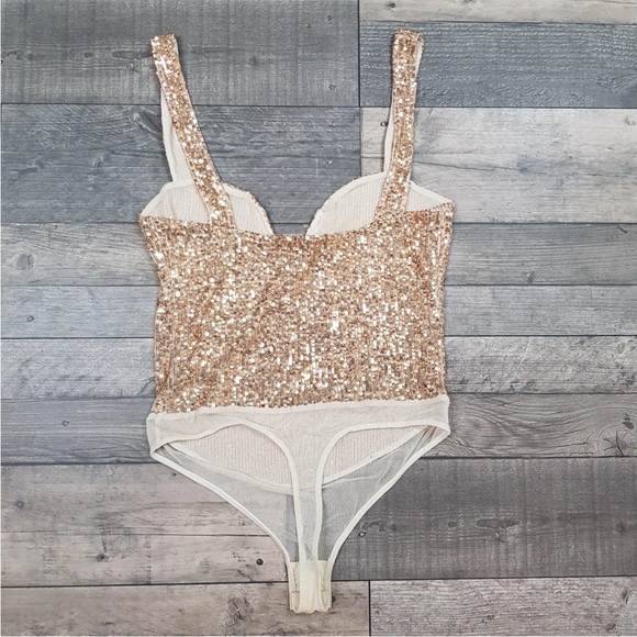 Free People Sparks Fly Corset Bodysuit Top Medium 12 14 Gold Sequin Party BNWT - Picture 2 of 12